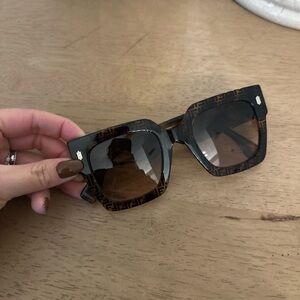 Fendi Logo Sunglasses